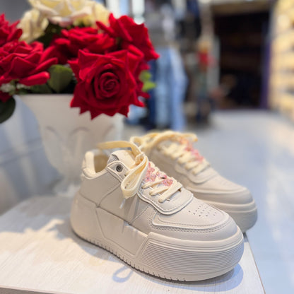 Pearl Bloom Sneaker